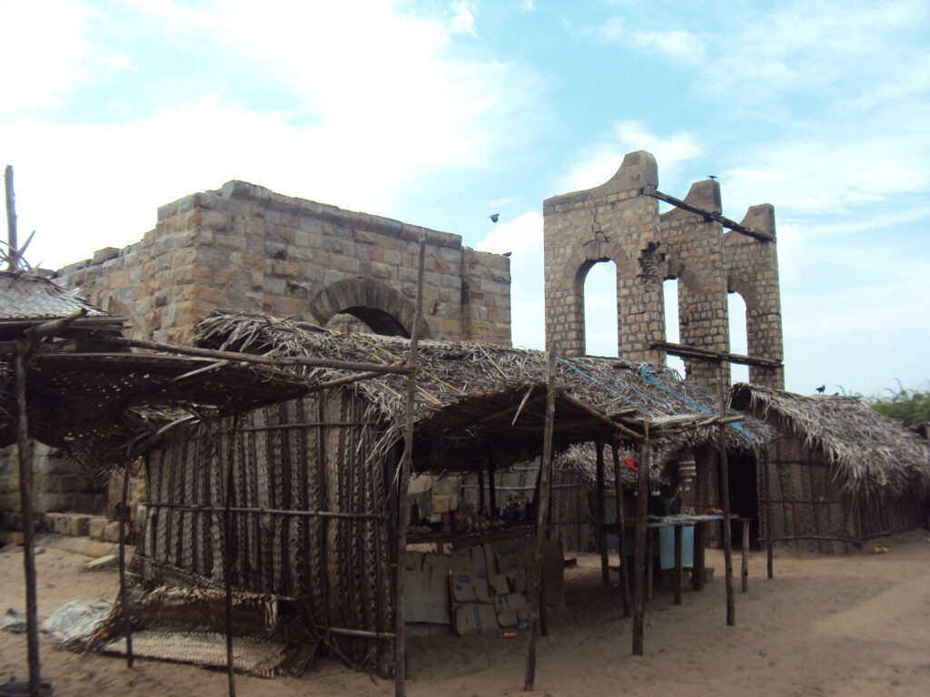 SNAKE PARK, CHENNAI romulus whitaker Tamil Nadu beach shore temple chennai kanya kumari madurai pondicherry mahabalipuram kodaikanal rameshwaram heritage historical DHANUSHKODI VILLAGE