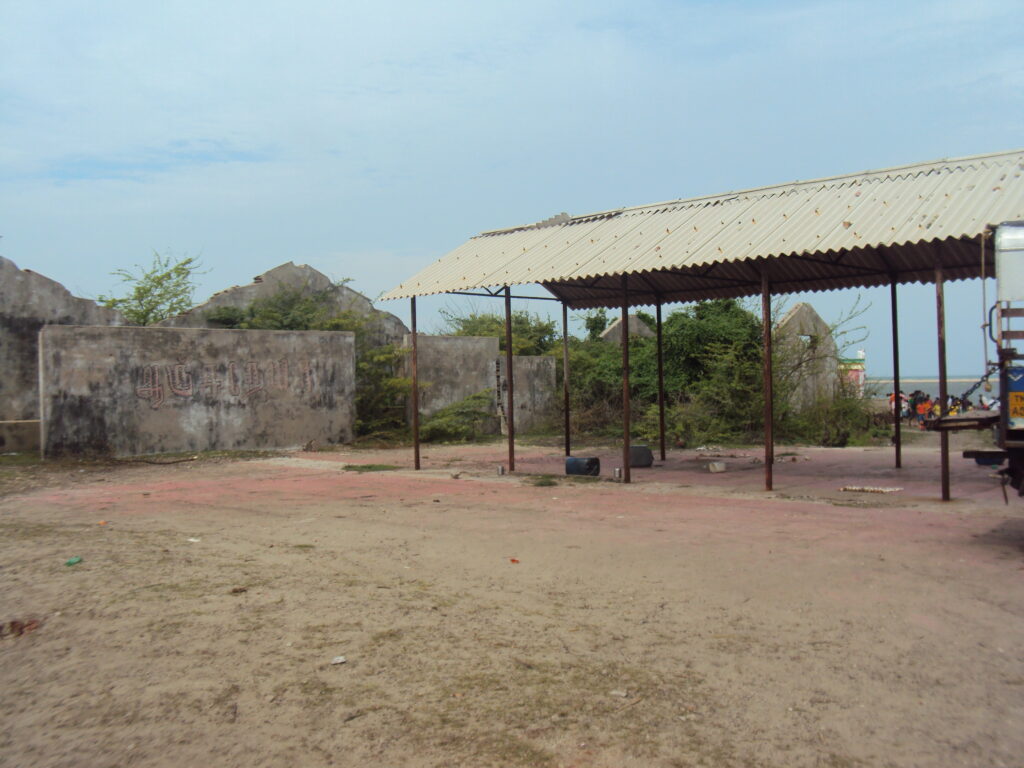 SNAKE PARK, CHENNAI romulus whitaker Tamil Nadu beach shore temple chennai kanya kumari madurai pondicherry mahabalipuram kodaikanal rameshwaram heritage historical dhanushkodi village