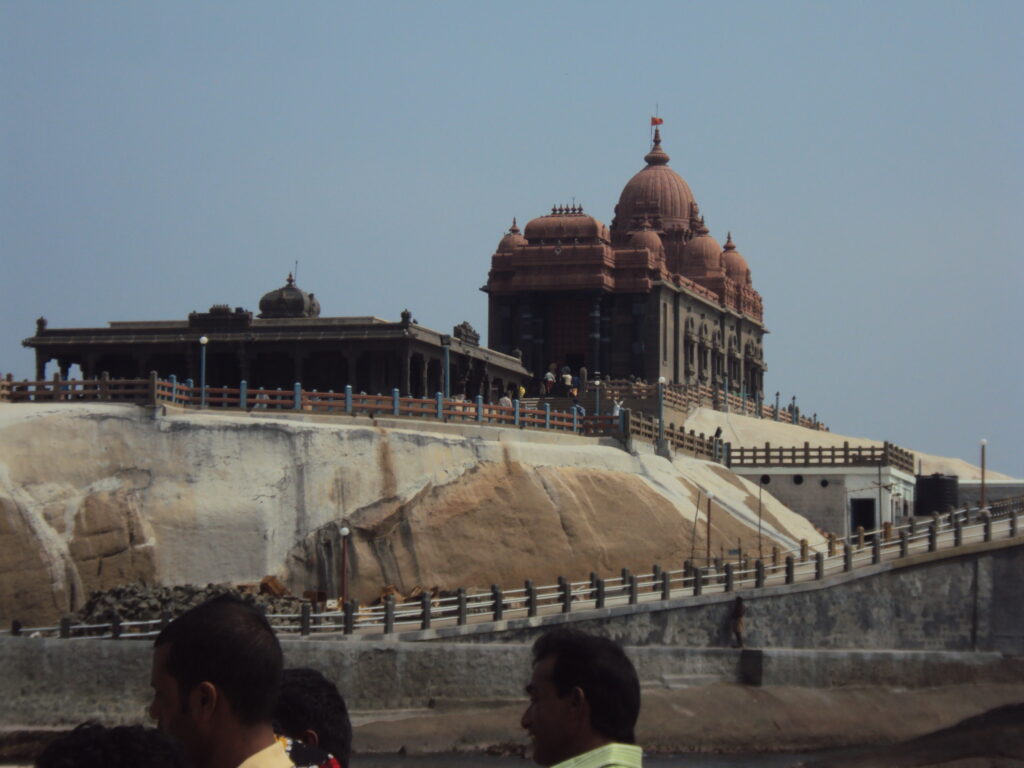 SNAKE PARK, CHENNAI romulus whitaker Tamil Nadu beach shore temple chennai kanya kumari madurai pondicherry mahabalipuram kodaikanal rameshwaram heritage historical vivekananda rock memorial