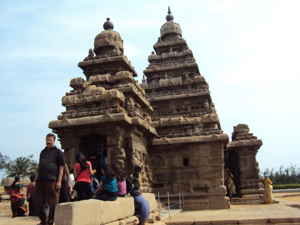 SNAKE PARK, CHENNAI romulus whitaker Tamil Nadu beach shore temple chennai kanya kumari madurai pondicherry mahabalipuram kodaikanal rameshwaram heritage historical